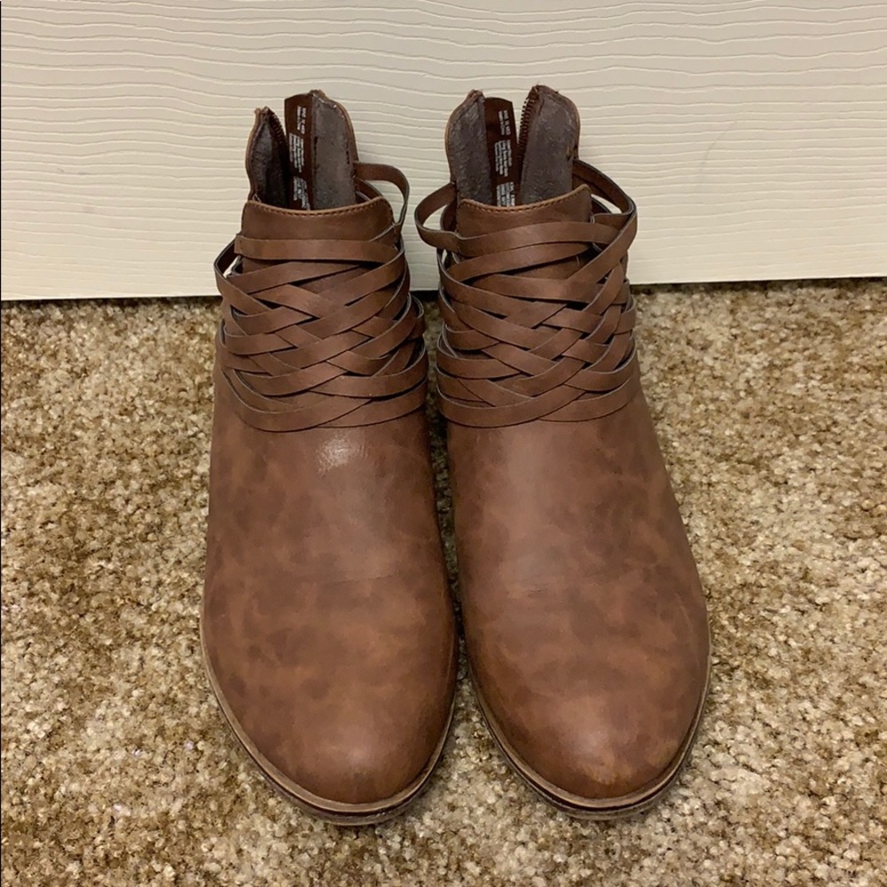 Ankle boots